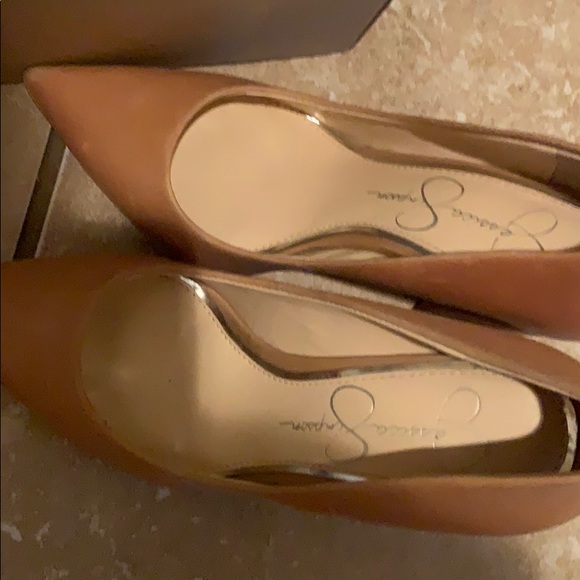 Shoes - Picture 5 of 7